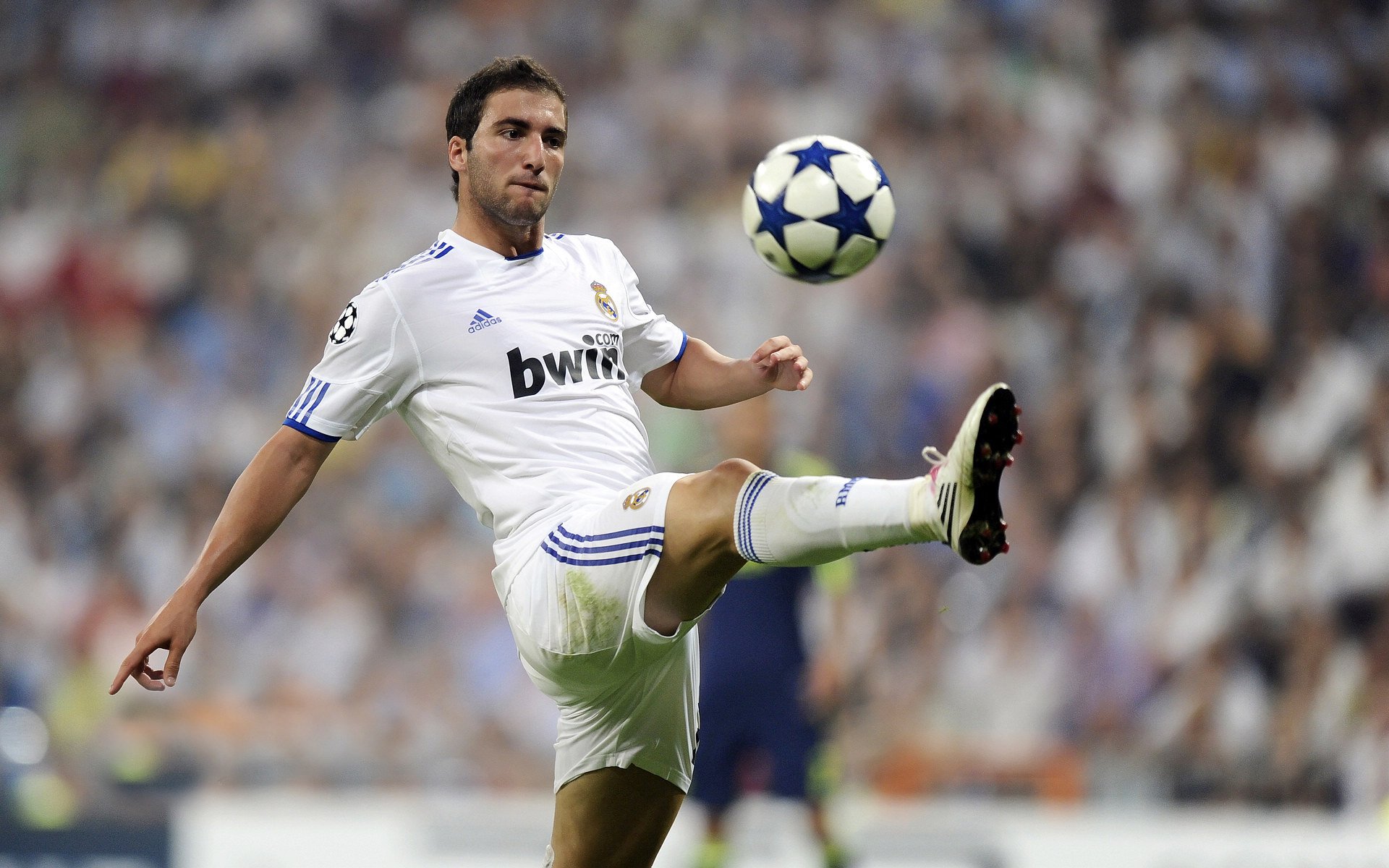 拉什福德一锤定音，英格兰险胜爱尔兰背后的战术博弈